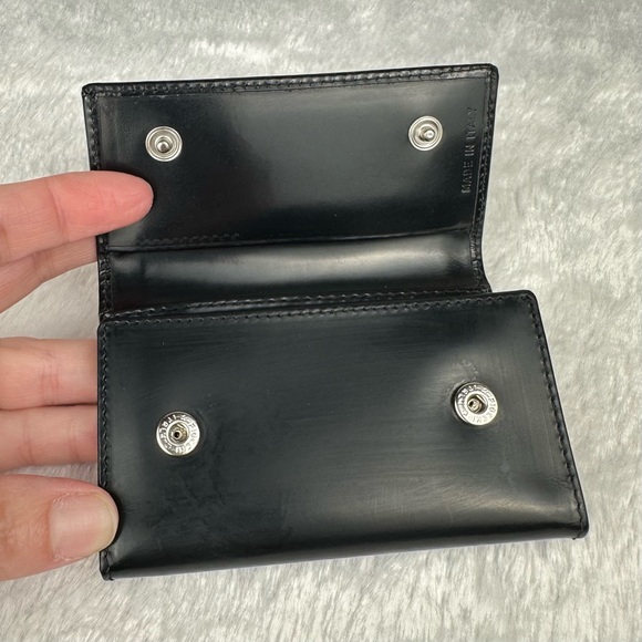 Prada Matte Black Patent Leather Key Cles wallet - Picture 4 of 12